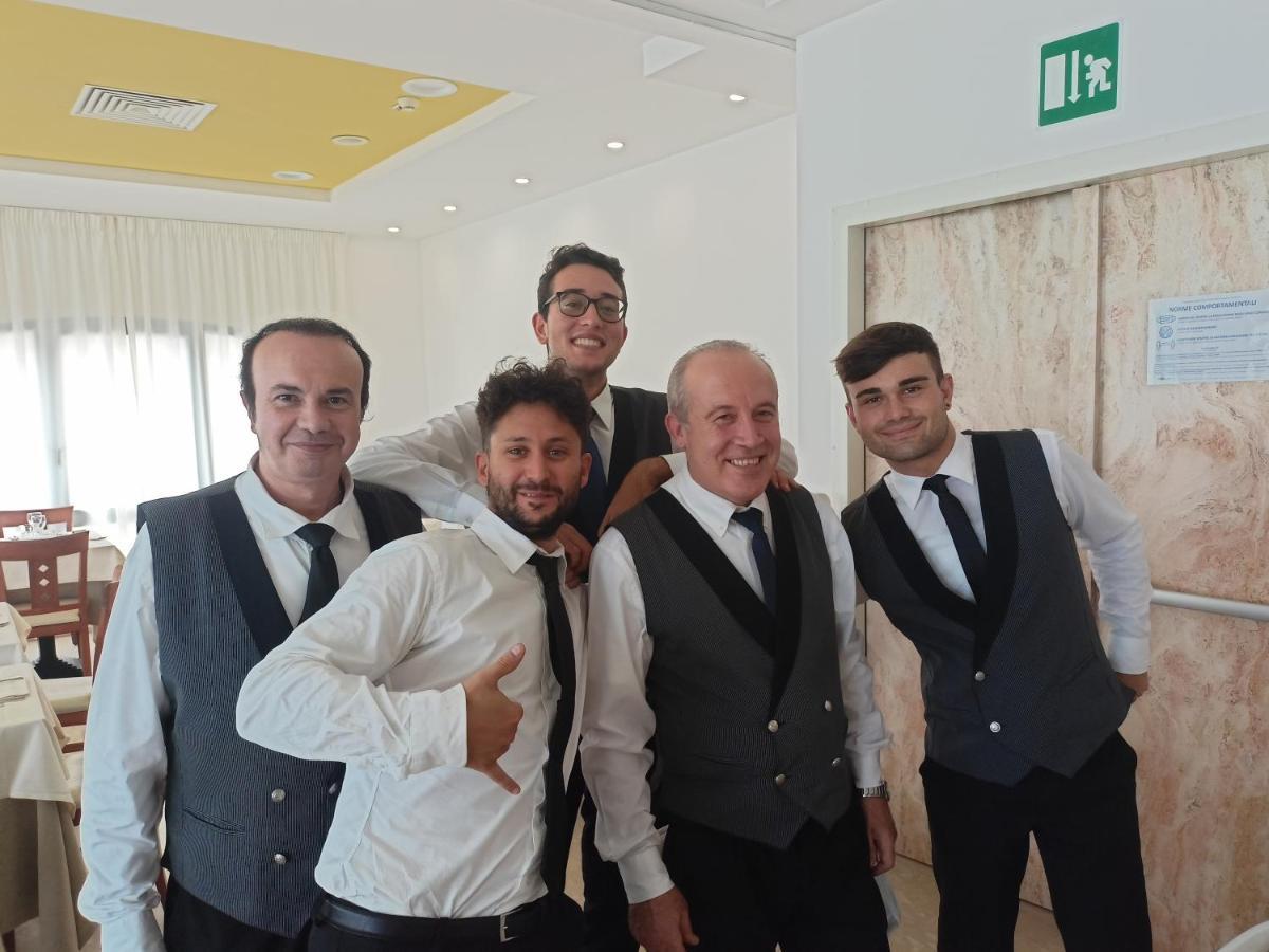 Hotel Ascot Riccione Luaran gambar