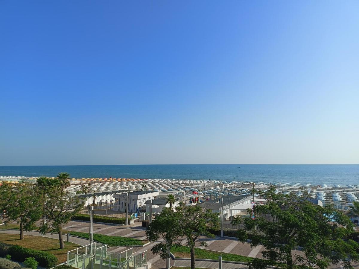 Hotel Ascot Riccione Luaran gambar