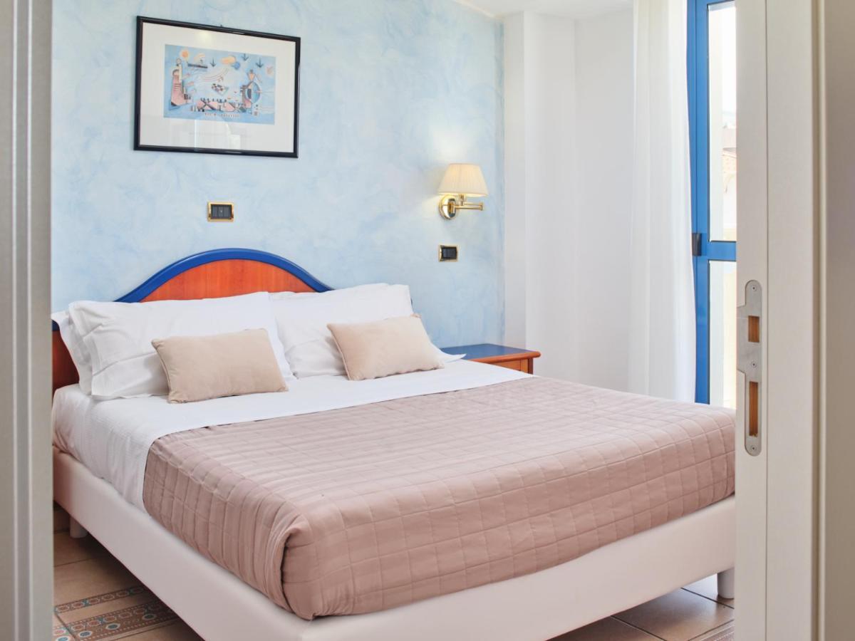 Hotel Ascot Riccione Luaran gambar