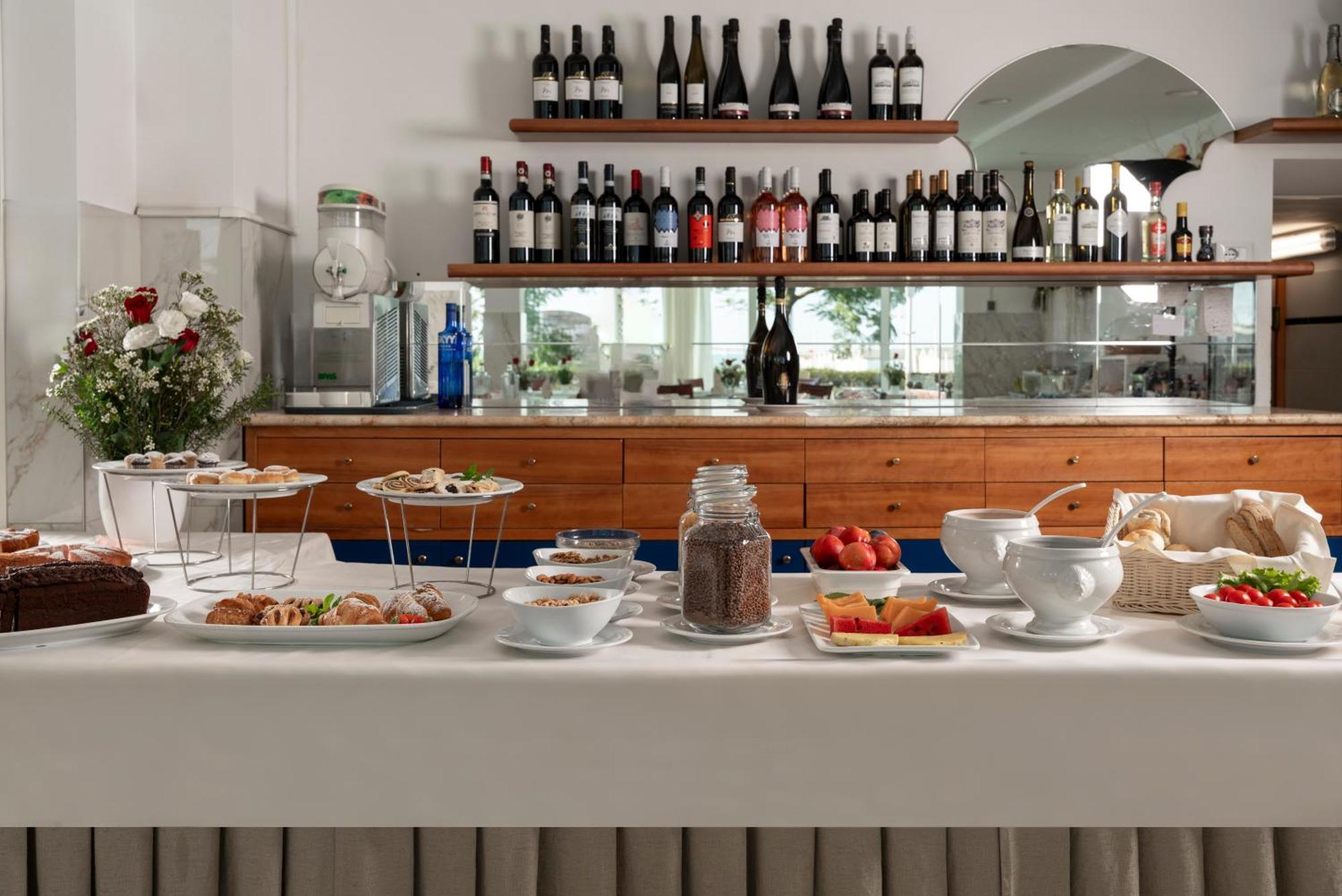 Hotel Ascot Riccione Luaran gambar