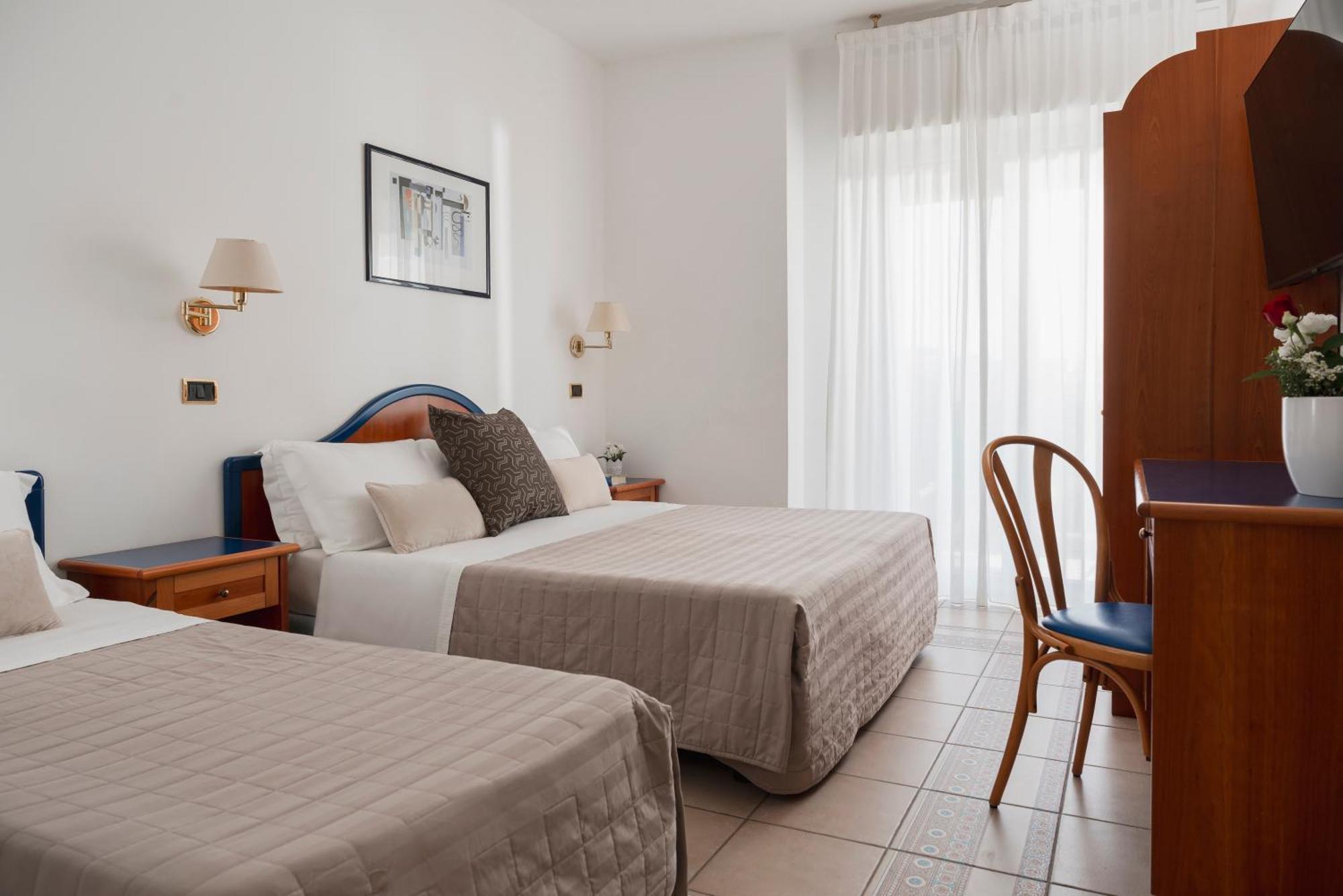 Hotel Ascot Riccione Luaran gambar